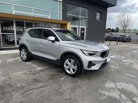 Usata Volvo XC40 129 CV (94 kW) 2023 Argento SUV