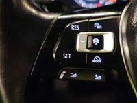 Usata VW Golf VII Trendline 105 CV (77 kW) 2014 Argento Berlina