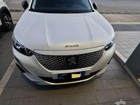 Usata Peugeot e-2008 Active 100 kW (136 CV) 2022 Bianco SUV