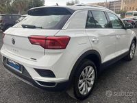 Usata VW T-Roc Style 150 CV (110 kW) 2018 Bianco SUV