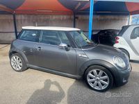 Usata Mini Cooper 175 CV (128 kW) 2009 Grigio Utilitaria