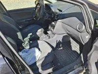 Usata Opel Corsa 90 CV (66 kW) 2010 Nero Utilitaria
