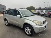 Usata Toyota RAV4 2002 Grigio SUV