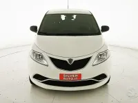 Usata Lancia Ypsilon Silver 69 CV (50 kW) 2017 Bianco Utilitaria