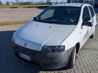Usata Fiat Punto Star 63 CV (46 kW) 2001 Bianco Berlina