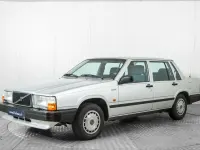 Usata Volvo 740 113 CV (83 kW) 1987 Grigio Berlina