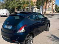 Usata Lancia Ypsilon 95 CV (69 kW) 2018 Bluazzurro Utilitaria