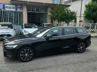 Usata Volvo V60 Business Edition 150 CV (110 kW) 2019 Nero Station wagon