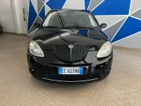 Usata Lancia Ypsilon 75 CV (55 kW) 2010 Nero Utilitaria