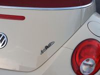 Usata VW Beetle Cabriolet 101 CV (74 kW) 2008 Bianco Cabrio