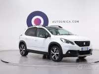 Usata Peugeot 2008 GT-line 110 CV (80 kW) 2019 Bianco SUV