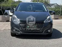Usata Peugeot 208 82 CV (60 kW) 2018 Grigio Utilitaria