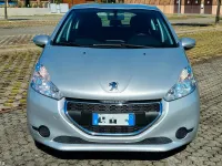 Usata Peugeot 208 Access 68 CV (50 kW) 2015 Grigio Utilitaria