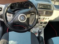 Usata Fiat Punto 80 CV (58 kW) 2005 Berlina
