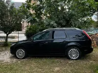 Usata Ford Focus Style 90 CV (66 kW) 2009 Nero Station wagon