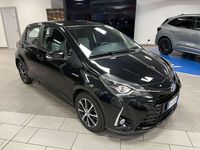 Usata Toyota Yaris Hybrid Active 73 CV (53 kW) 2019 Nero Berlina