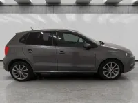 Usata VW Polo Trendline 75 CV (55 kW) 2017 Grigio Berlina
