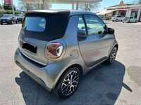 Usata Smart ForTwo Electric Drive Prime 41 kW (56 CV) 2023 Grigio Cabrio
