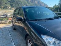 Usata Ford Focus 116 CV (85 kW) 2003 Nero Utilitaria
