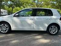 Usata VW Golf VII Highline 105 CV (77 kW) 2012 Bluazzurro Berlina