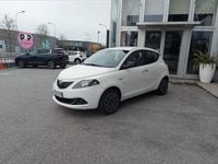 Usata Lancia Ypsilon Gold 69 CV (50 kW) 2023 Bianco Utilitaria