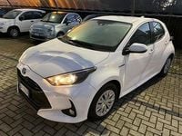 Usata Toyota Yaris Hybrid Business Edition 101 CV (74 kW) 2021 Bianco Utilitaria