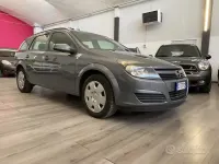 Usata Opel Astra Enjoy 90 CV (66 kW) 2005 Grigio Station wagon