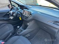 Usata Peugeot 208 Active 75 CV (55 kW) 2018 Bianco Utilitaria