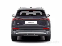 Nuova Audi Q4 e-tron S-Line 210 kW (286 CV) 2026 Nero mythos SUV
