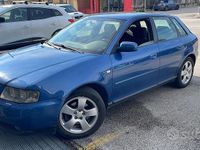 Usata Audi A3 105 CV (77 kW) 2003 Blu Utilitaria