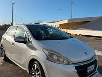 Usata Peugeot 208 82 CV (60 kW) 2015 Bianco Utilitaria