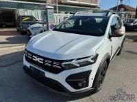 Nuova Dacia Sandero Essentiel 122 CV (89 kW) 2026 Bianco Berlina