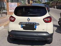 Usata Renault Captur Iconic 110 CV (80 kW) 2016 Beige SUV