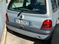 Usata Renault Twingo 58 CV (42 kW) 2005 Grigio Utilitaria