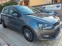 Usata VW Polo Comfortline 74 CV (54 kW) 2013 Grigio Berlina