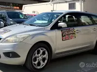 Usata Ford Focus 109 CV (80 kW) 2010 Grigio Station wagon