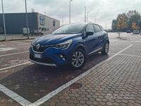 Usata Renault Captur Intens 101 CV (74 kW) 2020 Blu SUV