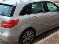 Usata Mercedes B180 Premium 109 CV (80 kW) 2014 Grigio Monovolume