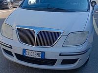 Usata Lancia Phedra 128 CV (94 kW) 2004 Bianco Monovolume