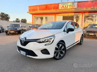 Usata Renault Clio Evolution 100 CV (73 kW) 2023 Bianco Utilitaria