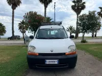 Usata Renault Kangoo 65 CV (47 kW) 2002 Bianco Monovolume