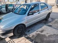 Usata Alfa Romeo 146 103 CV (75 kW) 1998 Grigio Utilitaria