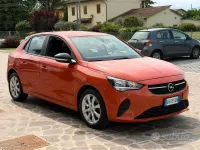 Usata Opel Corsa Elegance 102 CV (75 kW) 2021 Arancione Utilitaria