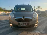 Usata Opel Combo 105 CV (77 kW) 2012 Grigio Monovolume