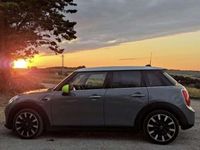 Usata Mini Cooper D Business 116 CV (85 kW) 2015 Grigio Utilitaria
