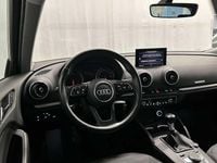 Usata Audi A3 Sportback Business 116 CV (85 kW) 2019 Argento Utilitaria