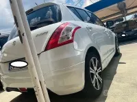 Usata Suzuki Swift 75 CV (55 kW) 2011 Bianco Utilitaria