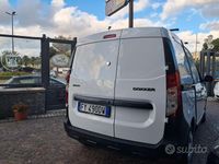 Gebraucht Dacia Dokker 95 PS (69 kW) 2019 Weiß Van / Kleinbus