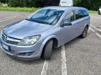 Usata Opel Astra Enjoy 116 CV (85 kW) 2010 Blu/azzurro Station wagon