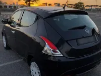 Usata Lancia Ypsilon 69 CV (50 kW) 2017 Nero Utilitaria